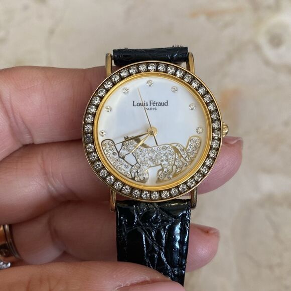 Louis Feraud Equestrian Gold Tone & Crystals Wristwatch - Picture 2 of 10